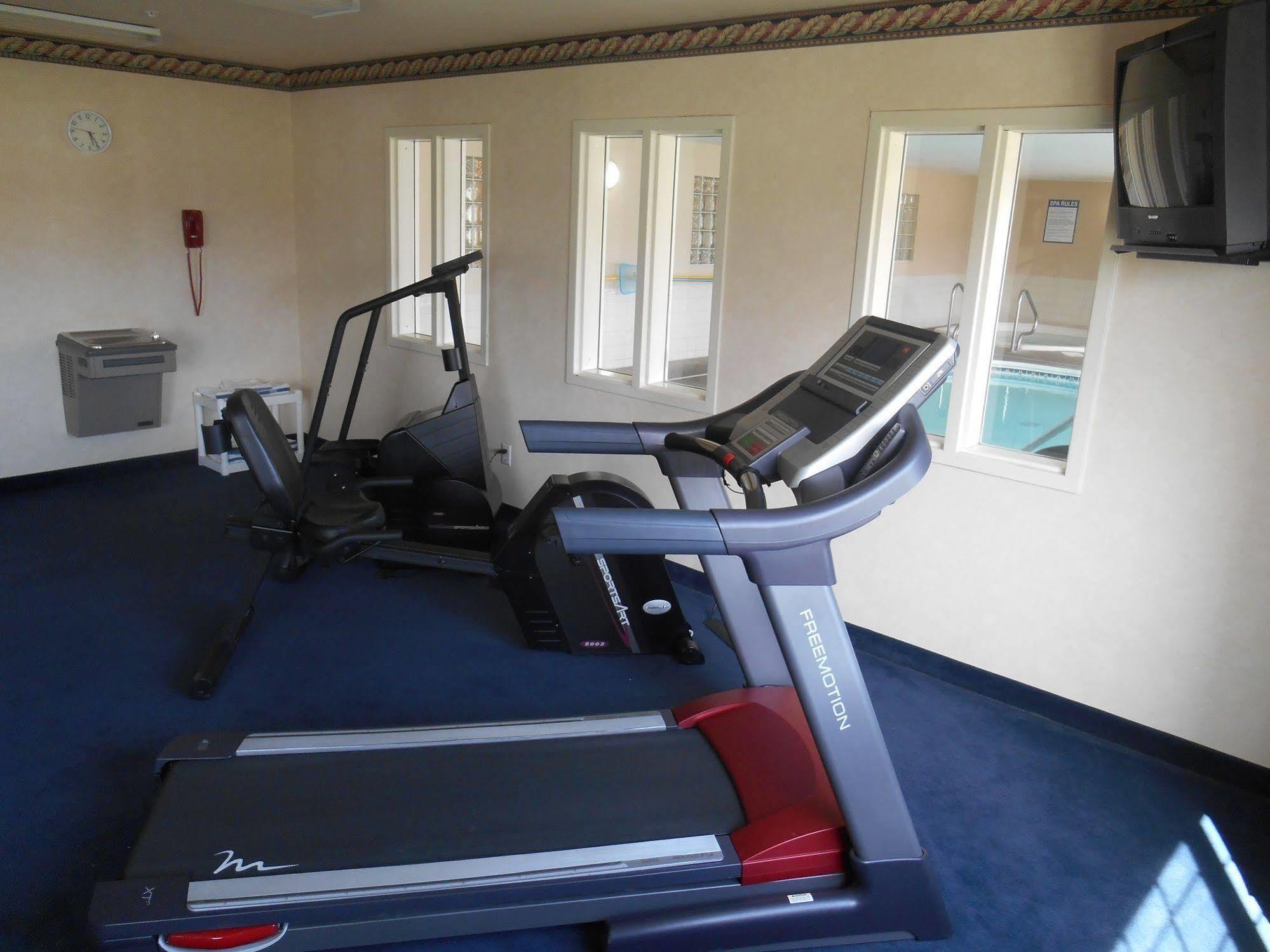 Fairbridge Inn And Suites - Miles City Bagian luar foto